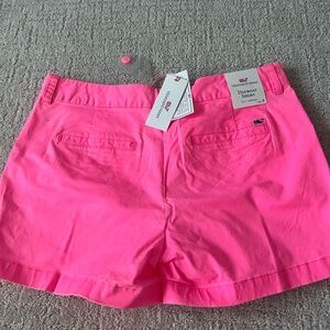 Vineyard Vines Women's Pink Shorts